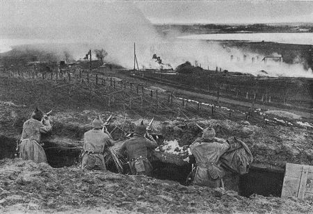 Ostfront 1. Weltkrieg: Deutsche Infanterie im Kampf bei Krasnopol