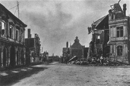 Der 1. Weltkrieg: Das beim deutschen Rckzug an der Aisne gerumte Chauny