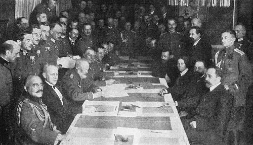 Generalfeldmarschall Prinz Leopold von Bayern unterzeichnet den Waffenstillstand mit Ruland