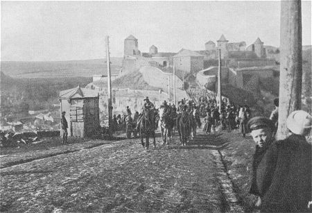Ostfront 1. Weltkrieg: Einmarsch sterreichisch-ungarischer Truppen in Kameniec-Podolski in der Ukraine